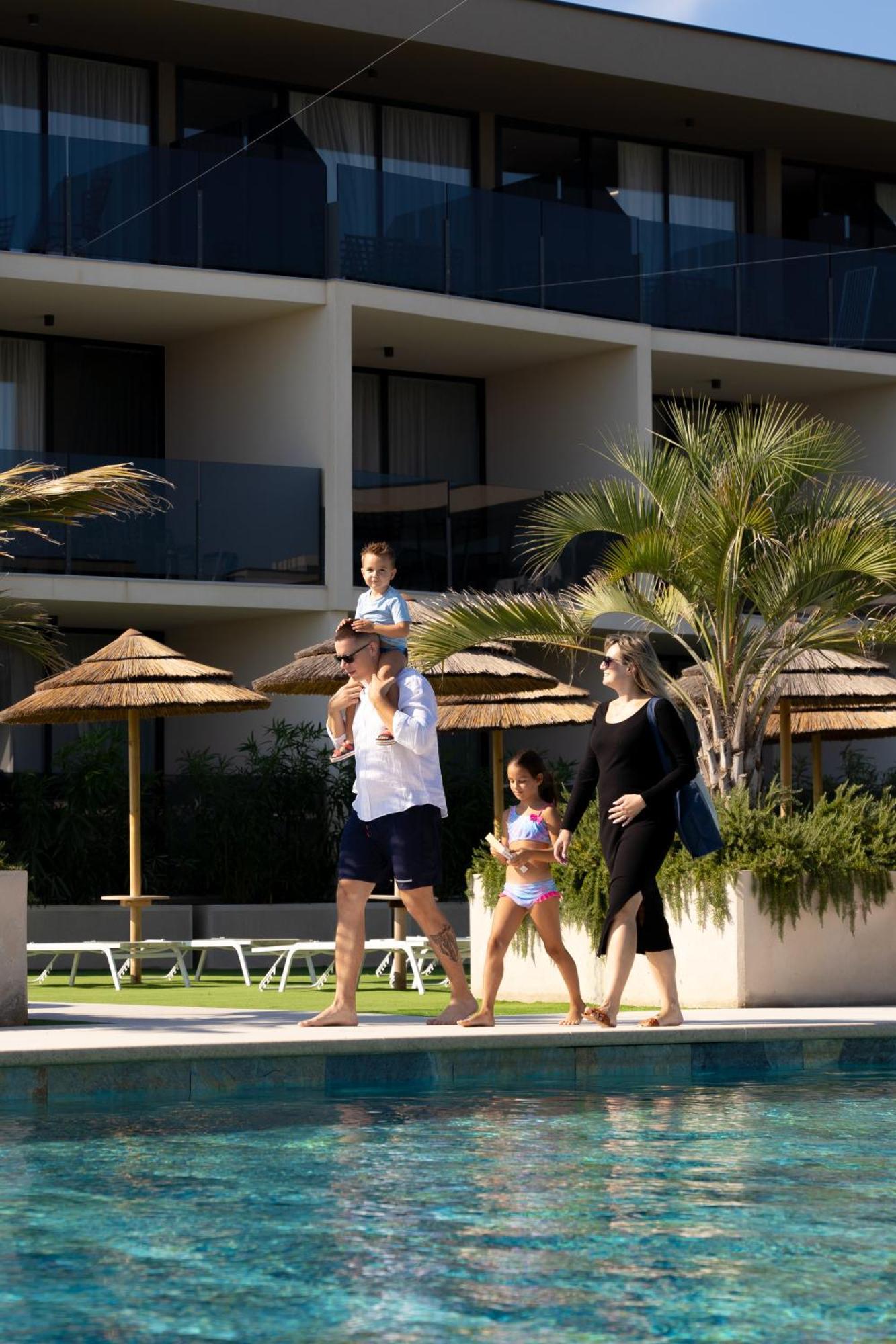Hotel Del Mar Emotion 4*